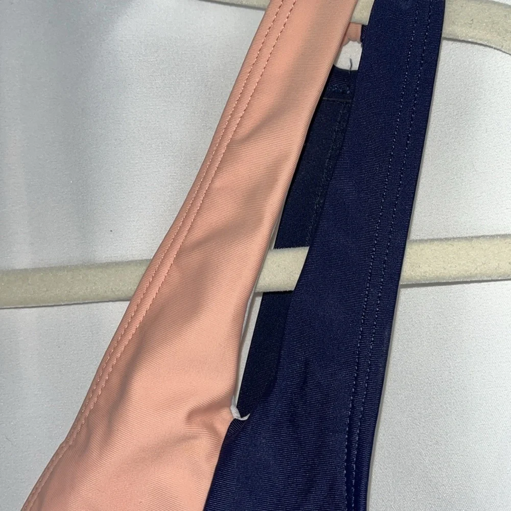 NWT Cupshe bikini top color block navy/coral/salmon colors Sz S